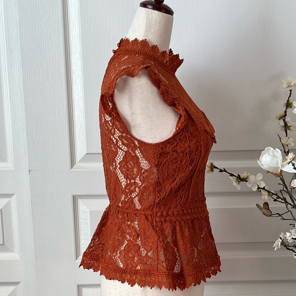 Haute Monde Butterfly Sleeve Lace Top - Picture 2 of 12